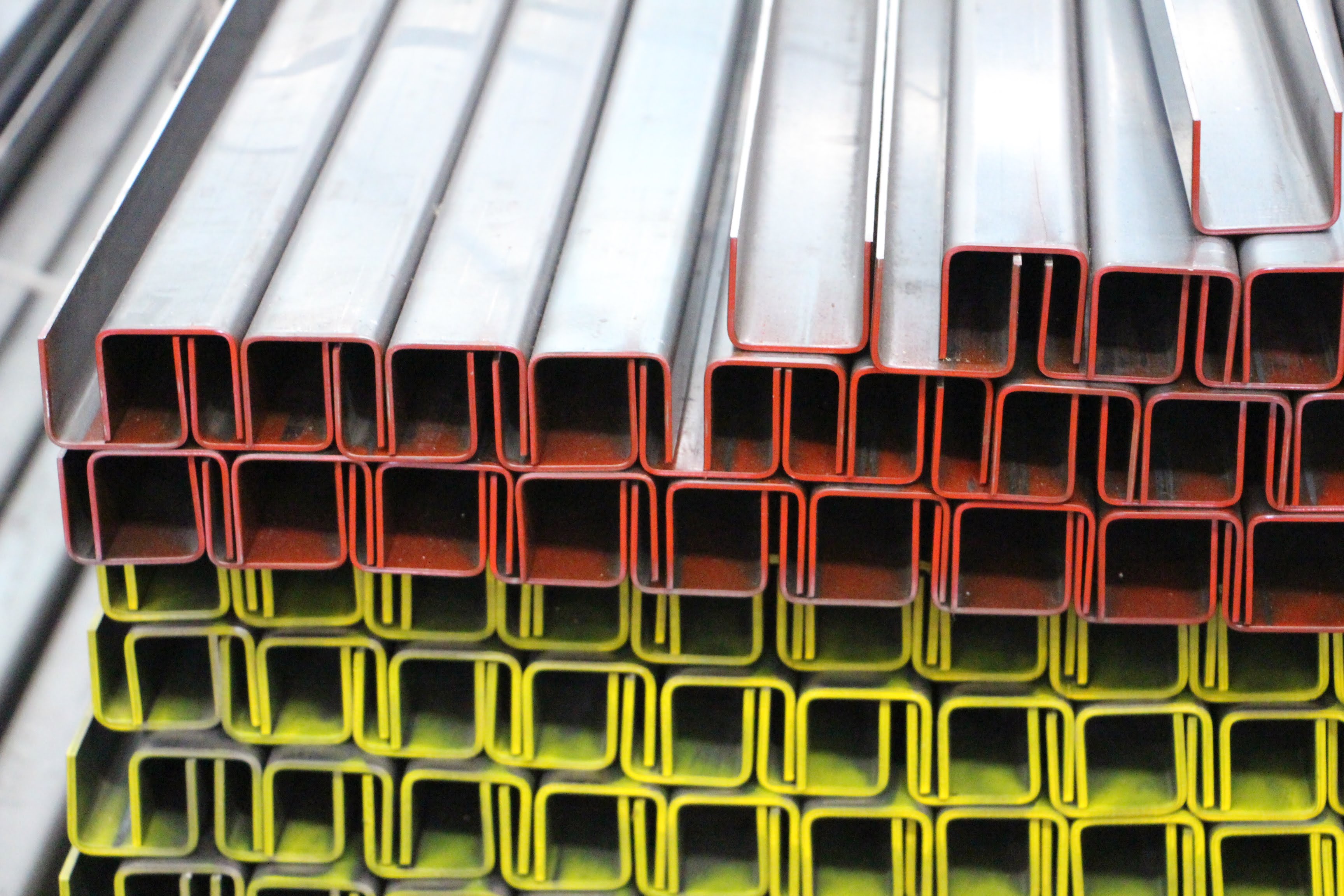 เหล็กรางพับ,เฟอร์นิเจอร์,รางพับเล็ก,เหล็กรางพับ,ประตู