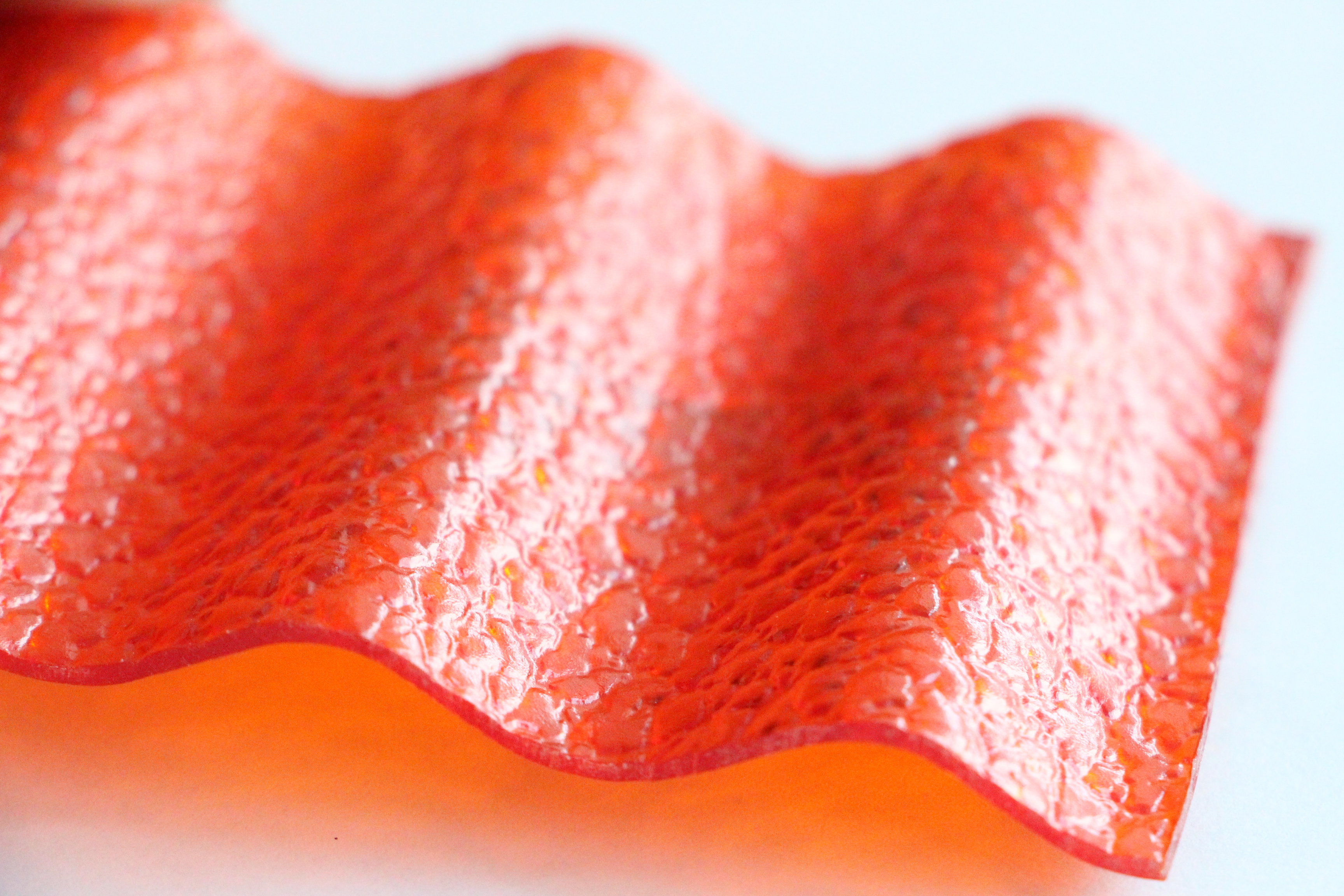 แผ่นโพลีคาร์บอเนต,ลอนเล็ก,ผิวส้ม,ผิวเปลือกส้ม,ราคาถูก,สีแดง