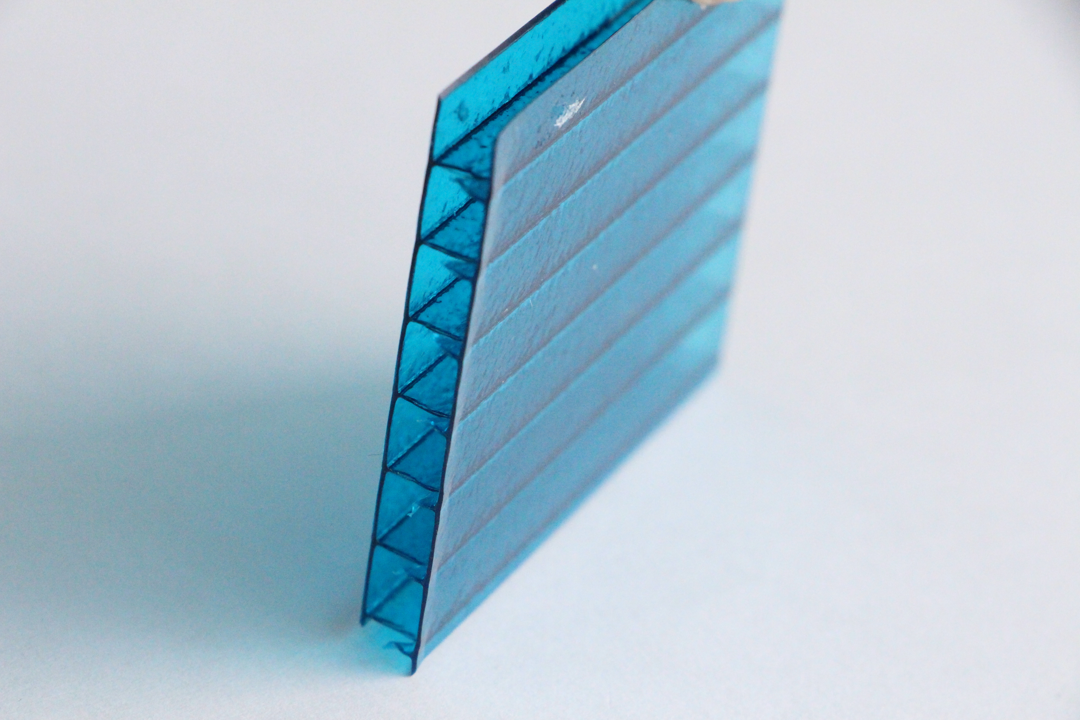 โพลีคาร์บอเนต,ฟ้าน้ำทะเล,ุมุก,ถูก