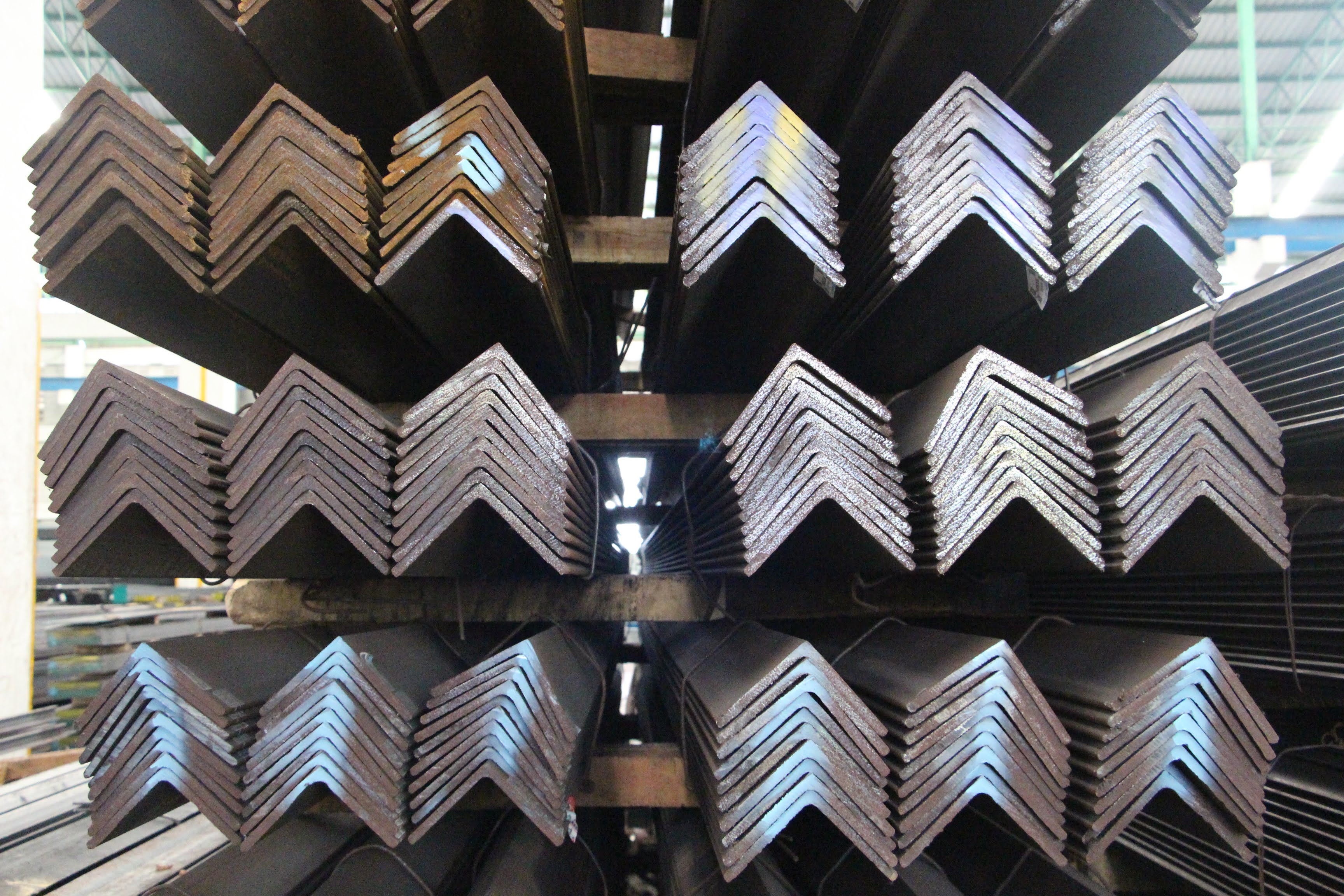 เหล็กฉากพับ,