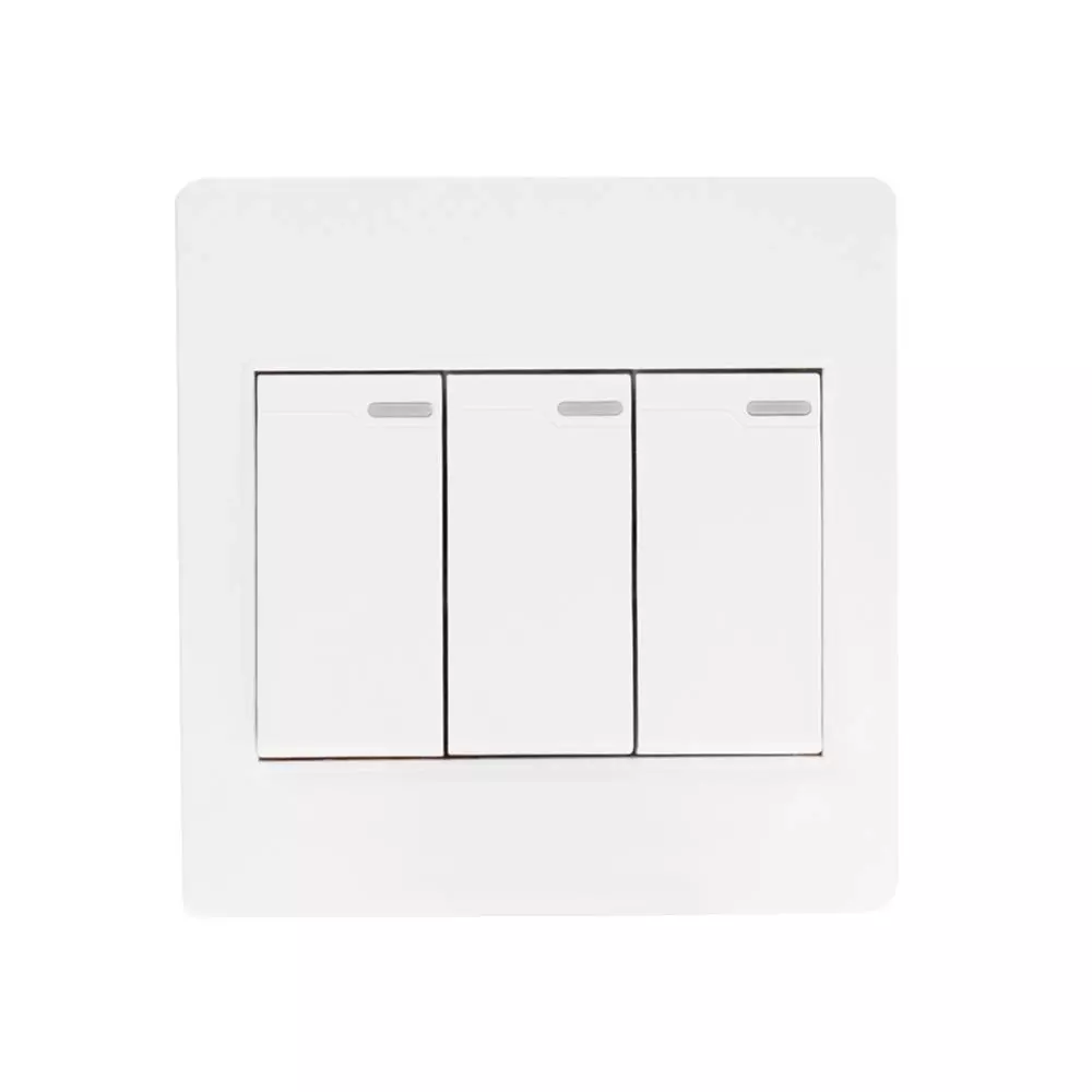 ชุดสวิตช์ 1 ทาง 3 ช่อง HACO M3N-S31 สีขาว (1095671)-1