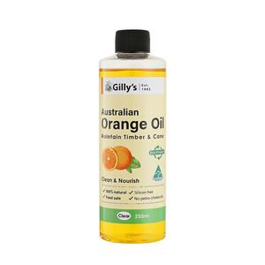 น้ำยาทำความสะอาดและเคลือบเงาไม้ GILLY'S ORANGE OIL 250 มล. (1190640)-1