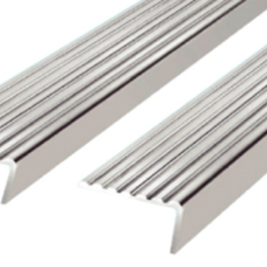 Aluminium strair nose model A-80T