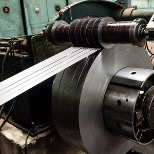 เหล็กม้วนงานสลิท ราคาถูก