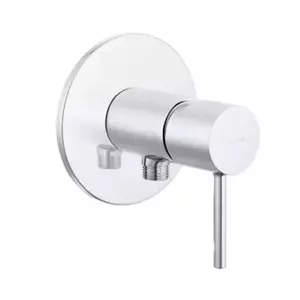 ก๊อกน้ำเย็นยืนอาบ