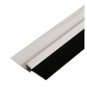 คิ้วกันแมลงแบบแปรง